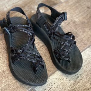Chaco | ZX/2 Black Strappy | Outdoor Walking Comfort Sandals |Women Size 7